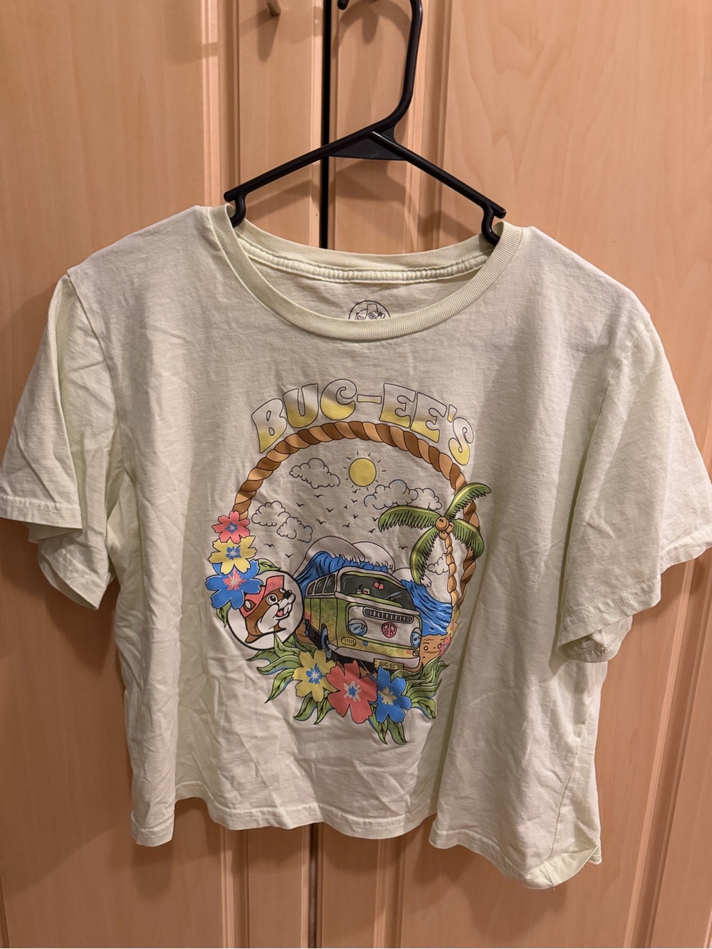 Buc-ee’s Graphic Cropped T 💚